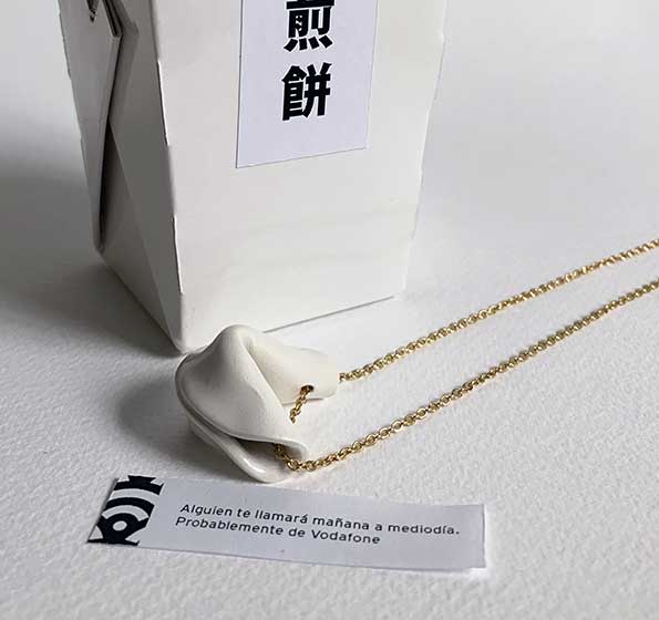 Collar personalizado “GALLETA DE LA FORTUNA” - Imagen 4