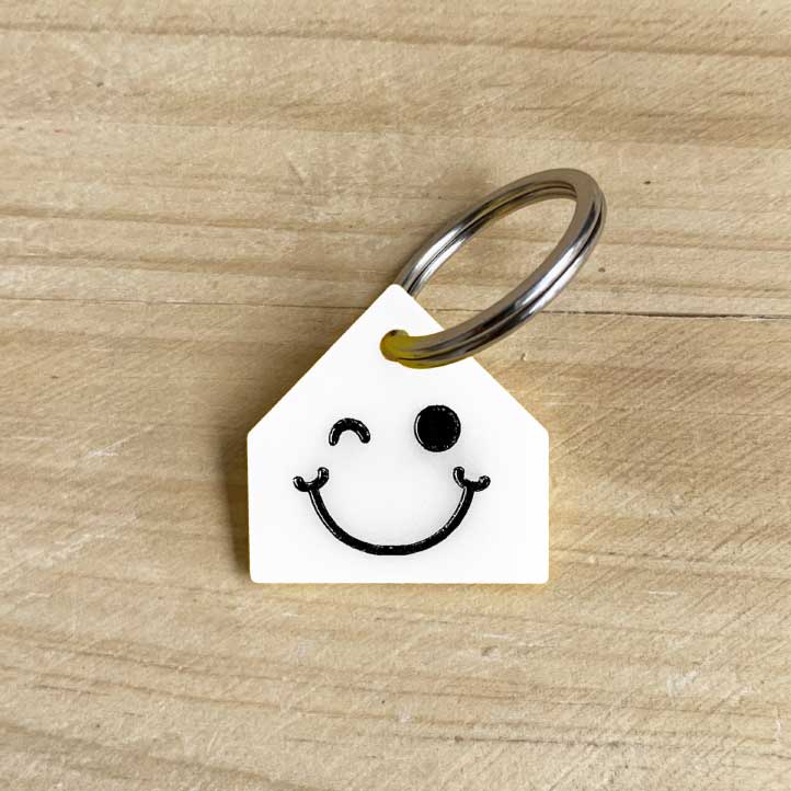 Chapas personalizadas para Mascotas - MODELO CASA