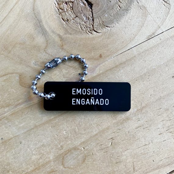 Llaveros Nihilistas y de Amor